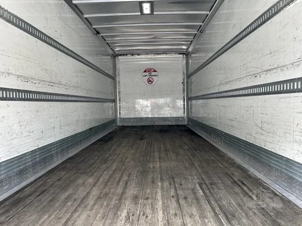2019 Peterbilt 337 in Portland, OR — photo 21