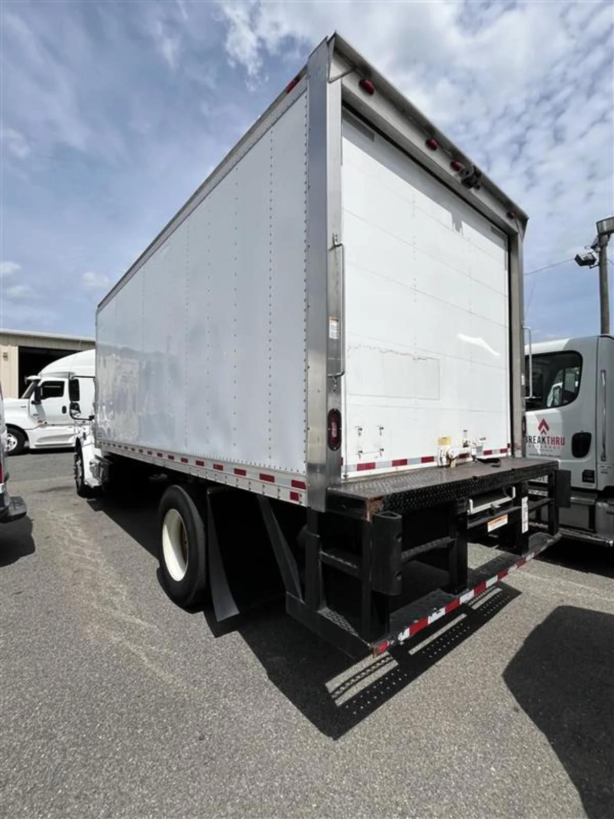 2018 Freightliner M2 106 in Ashland, VA — photo 6