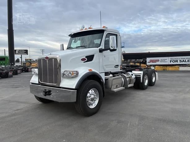 2025 Peterbilt 567