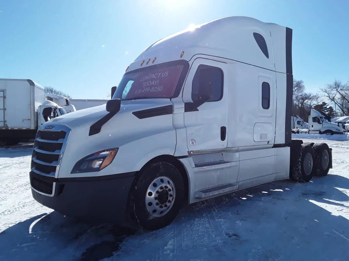 2020 Freightliner Cascadia