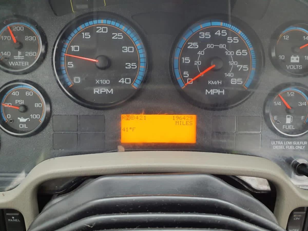 2019 International 4300 in Wayland, MI — photo 9