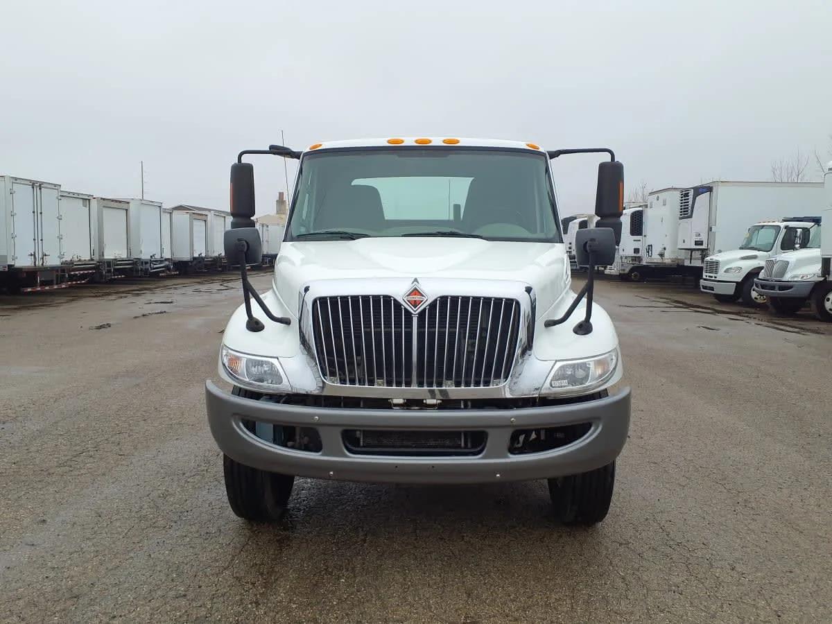 2019 International 4300 in Wayland, MI — photo 2