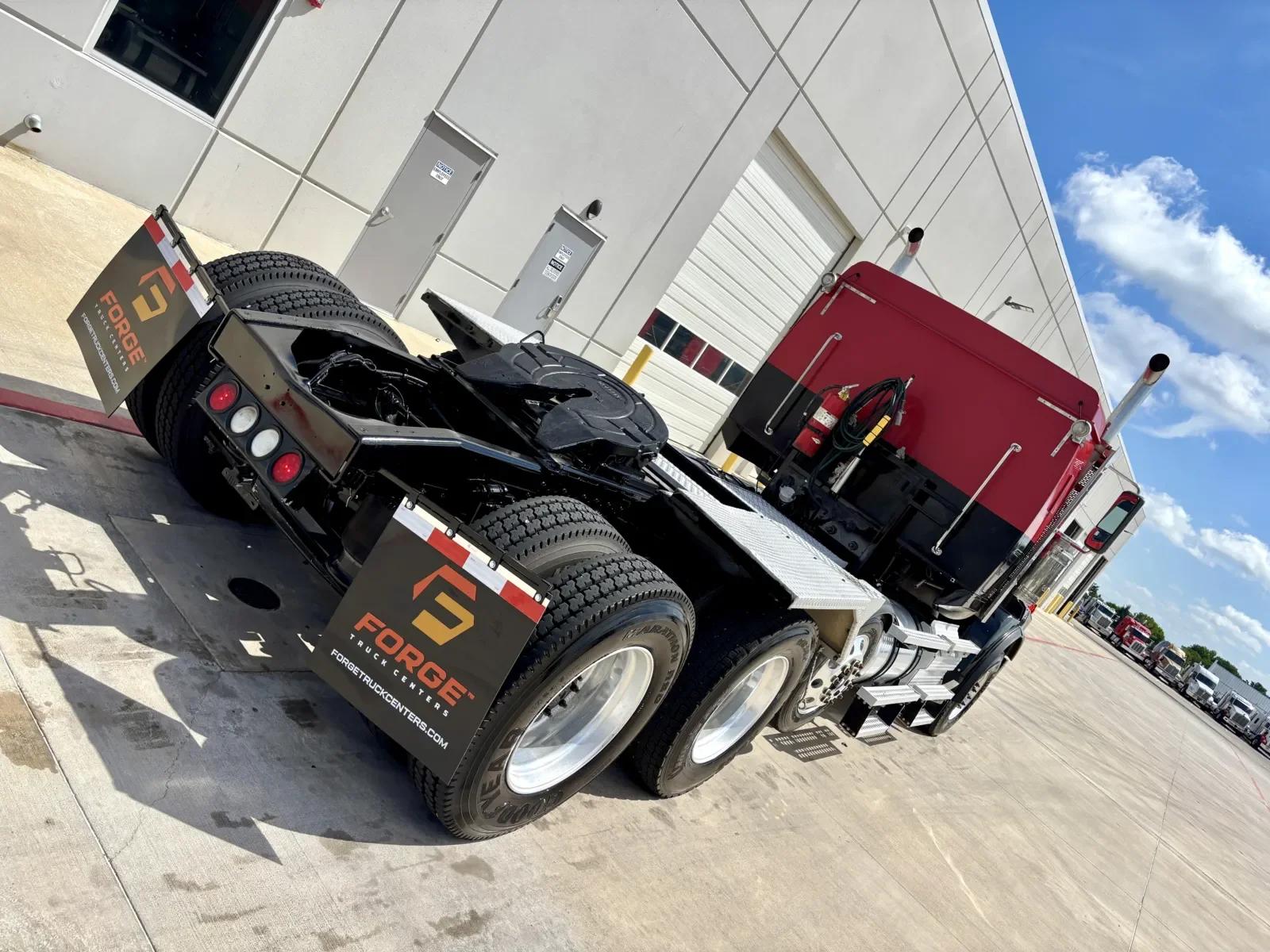 2015 Western Star 4900 in Hutchins, TX — photo 11