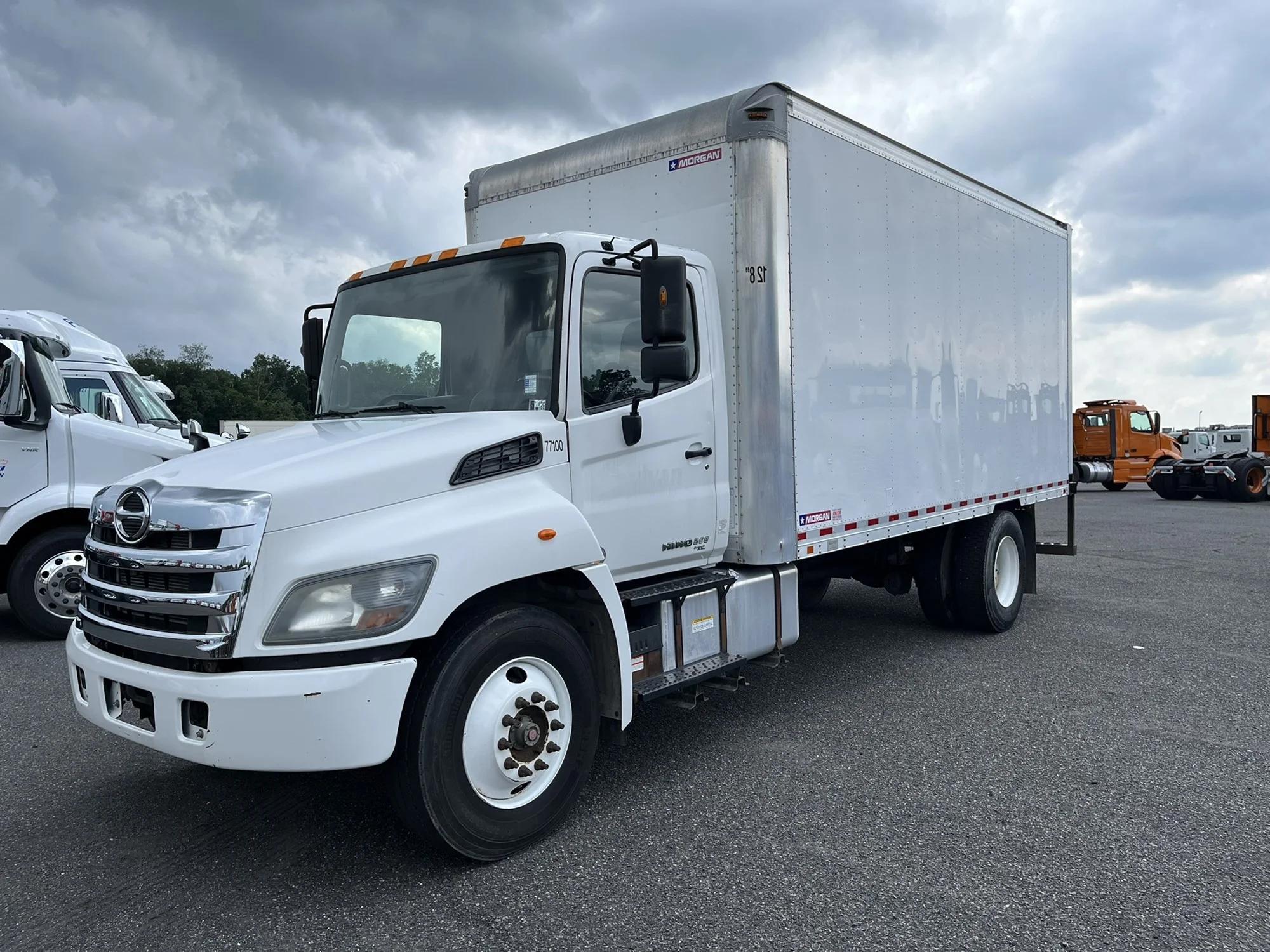 2017 Hino 268