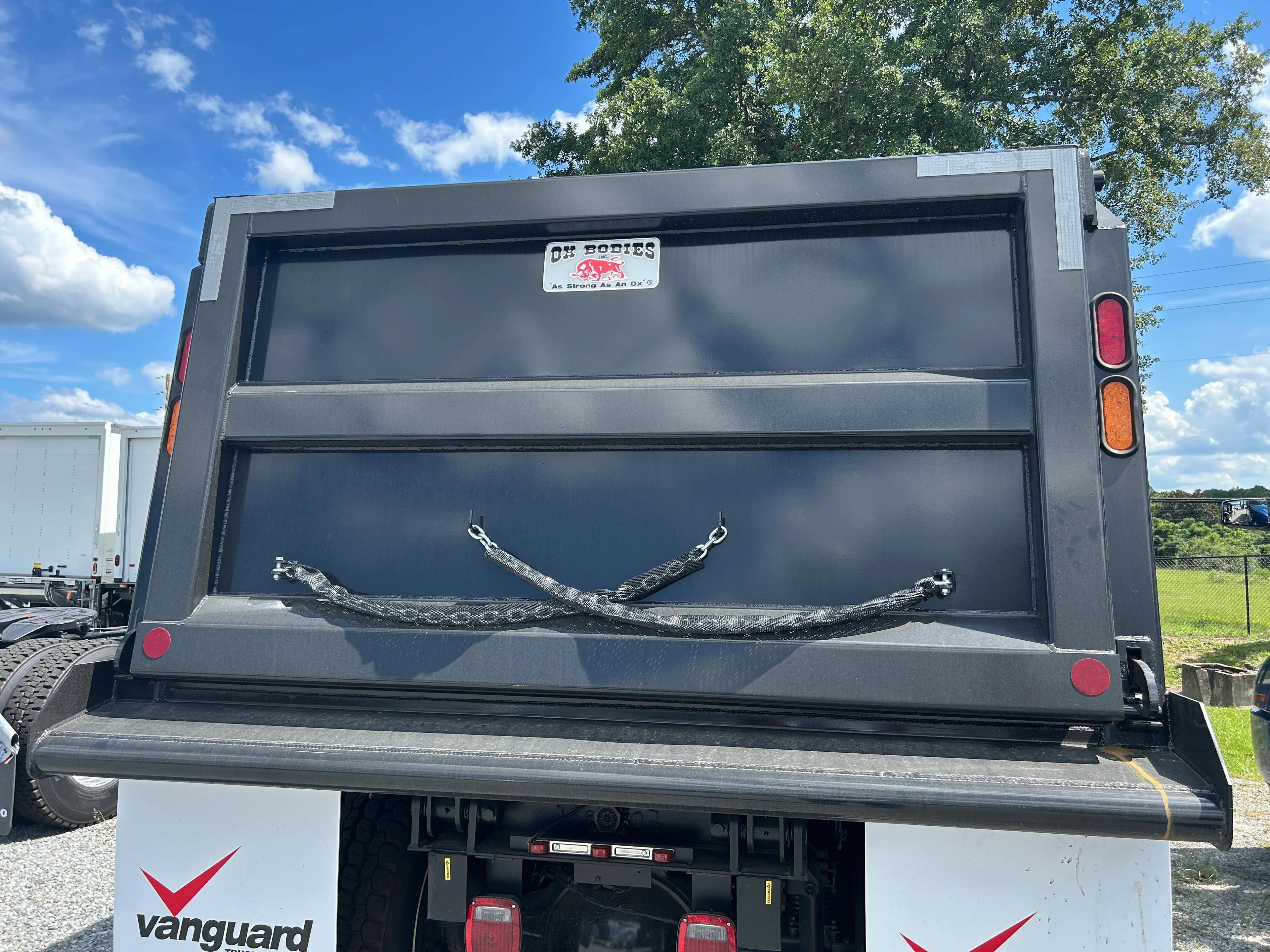 2025 Volvo VNR 640 in MACON, GA — photo 10