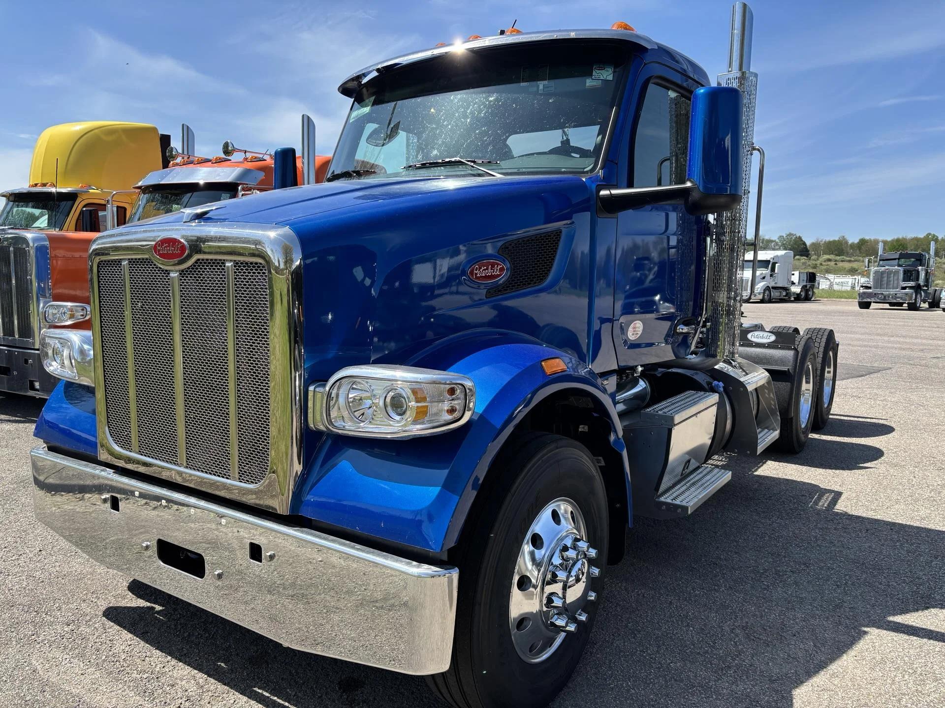 2027 Peterbilt 567 in Zanesville, OH