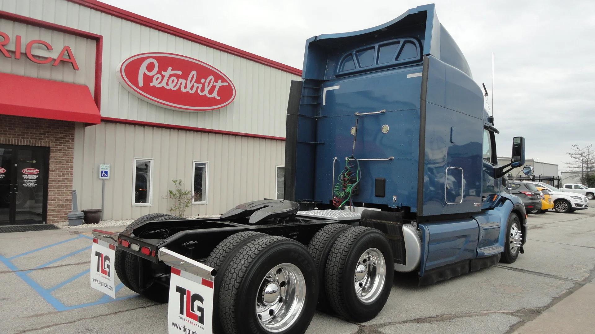 2020 Peterbilt 579 in O'Fallon, MO — photo 4