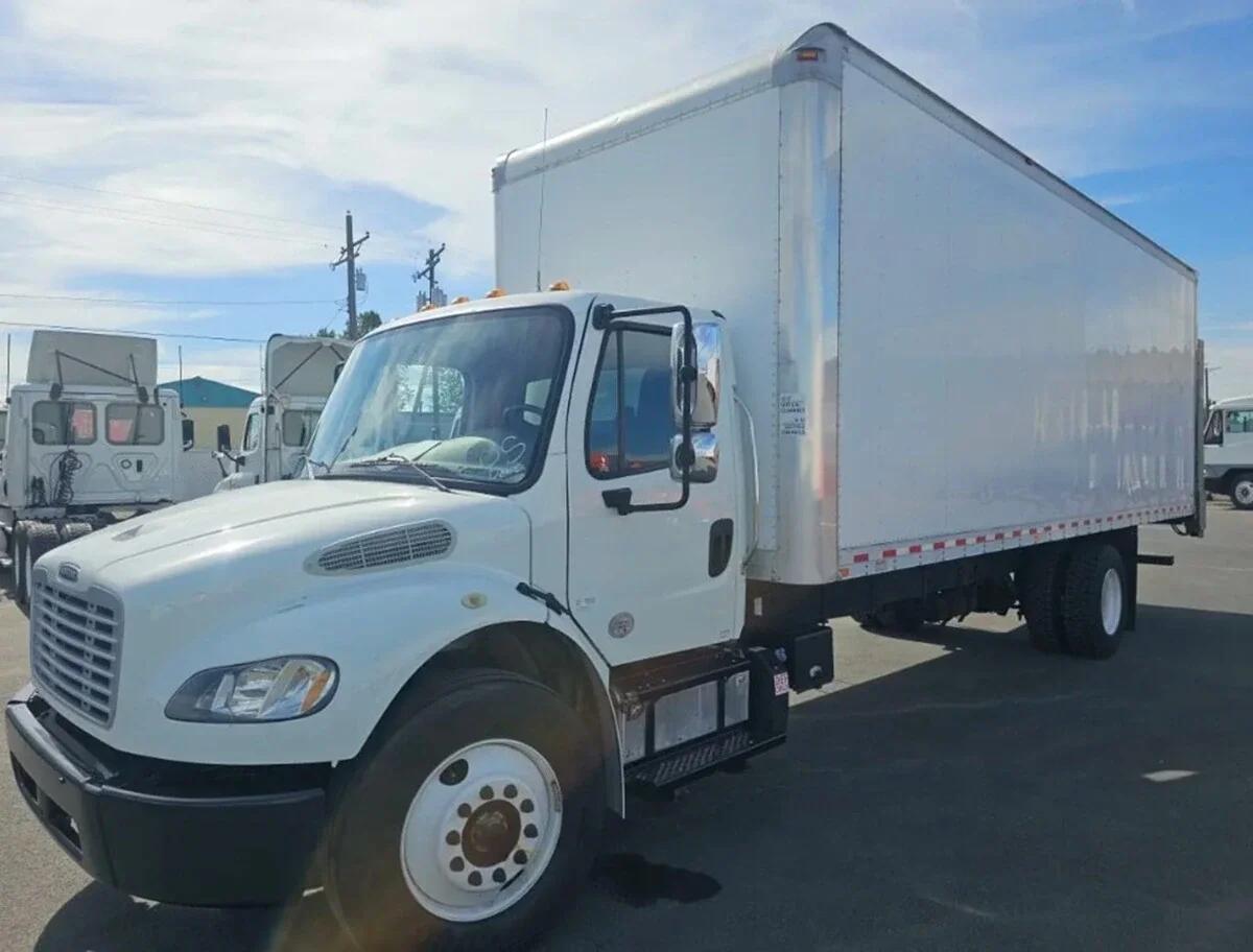 2019 Freightliner M2 106