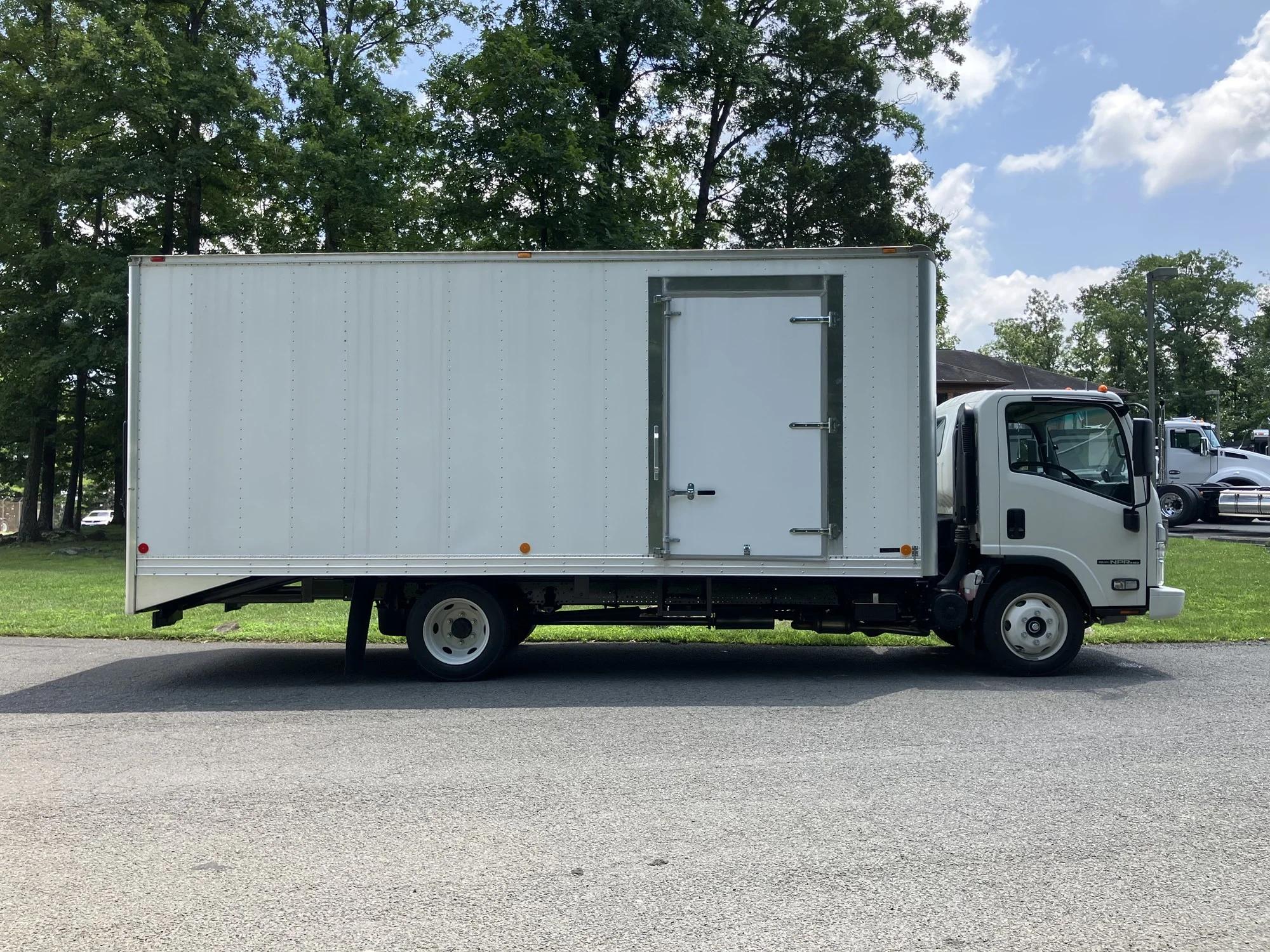 2024 Isuzu in Chesapeake, VA, VA — photo 4