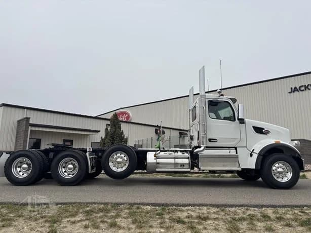 2026 Peterbilt 567 in Casper, WY — photo 4