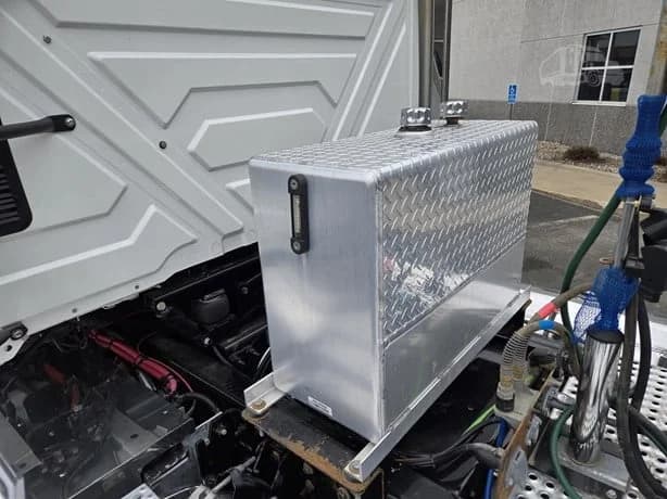 2025 International HX in MN — photo 10