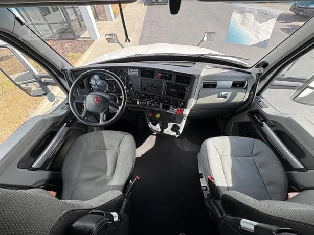 2021 Kenworth T680 in Salt Lake City, UT — photo 11