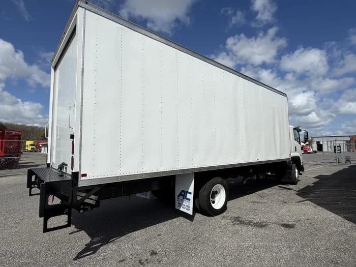 2026 Isuzu FTR in Orlando, FL — photo 9