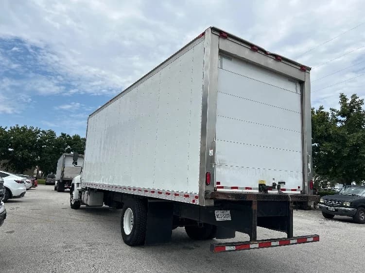 2021 Hino L6 in San Antonio, TX — photo 6