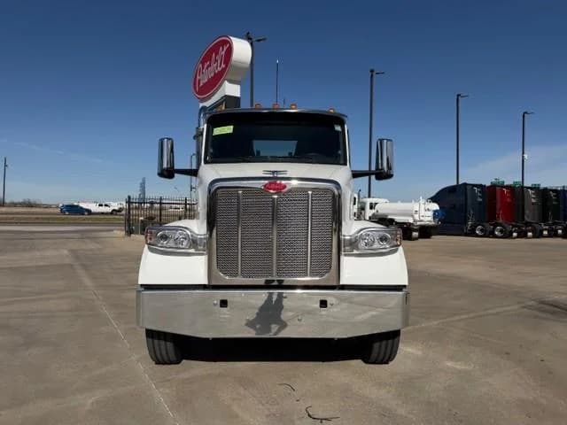 2027 Peterbilt 567 in Fort Worth, TX — photo 13