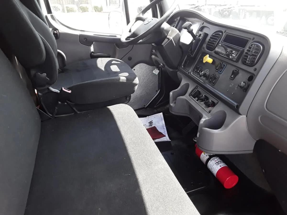 2018 Freightliner M2 106 in Charlotte, NC — photo 11