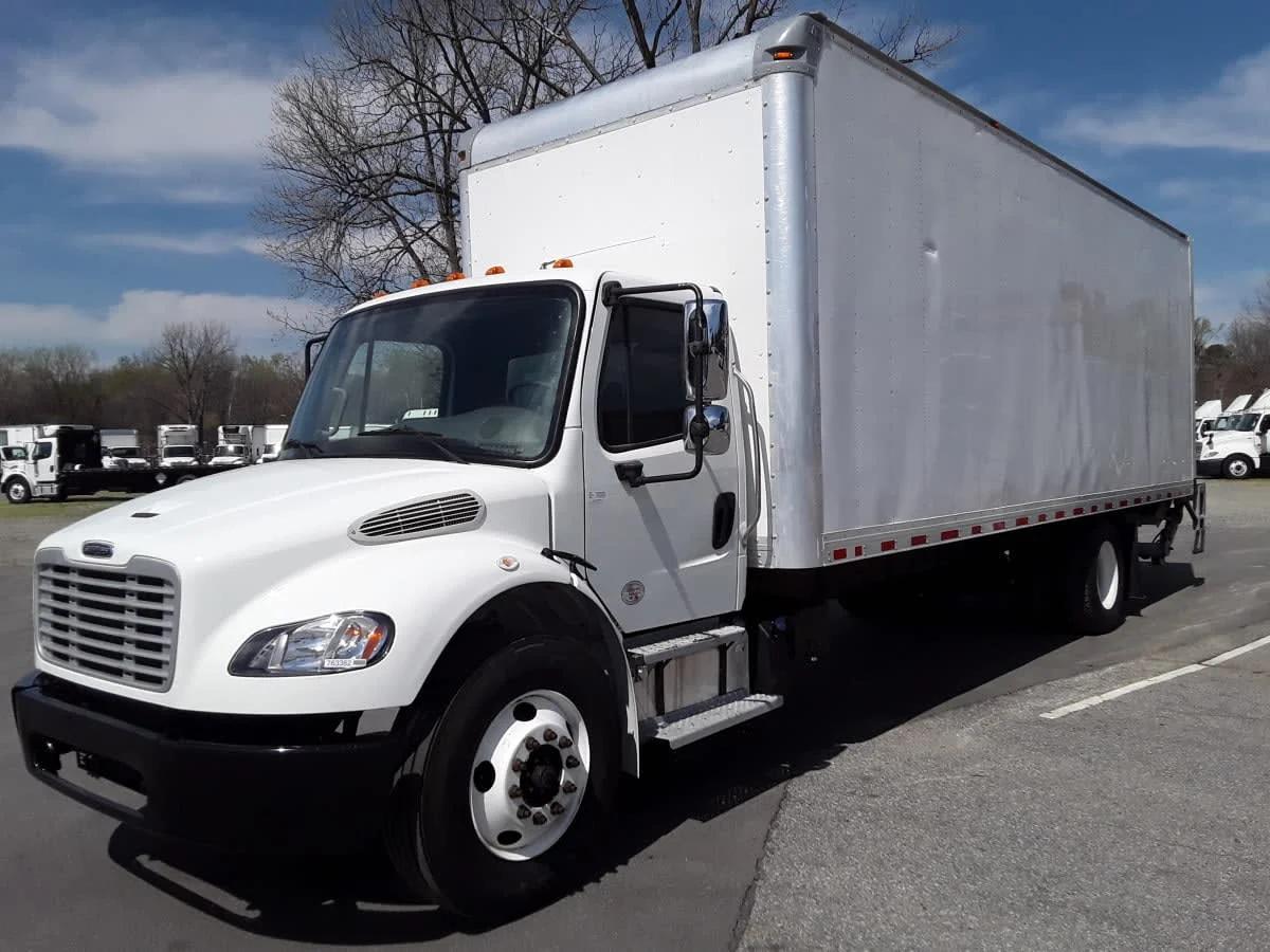 2018 Freightliner M2 106