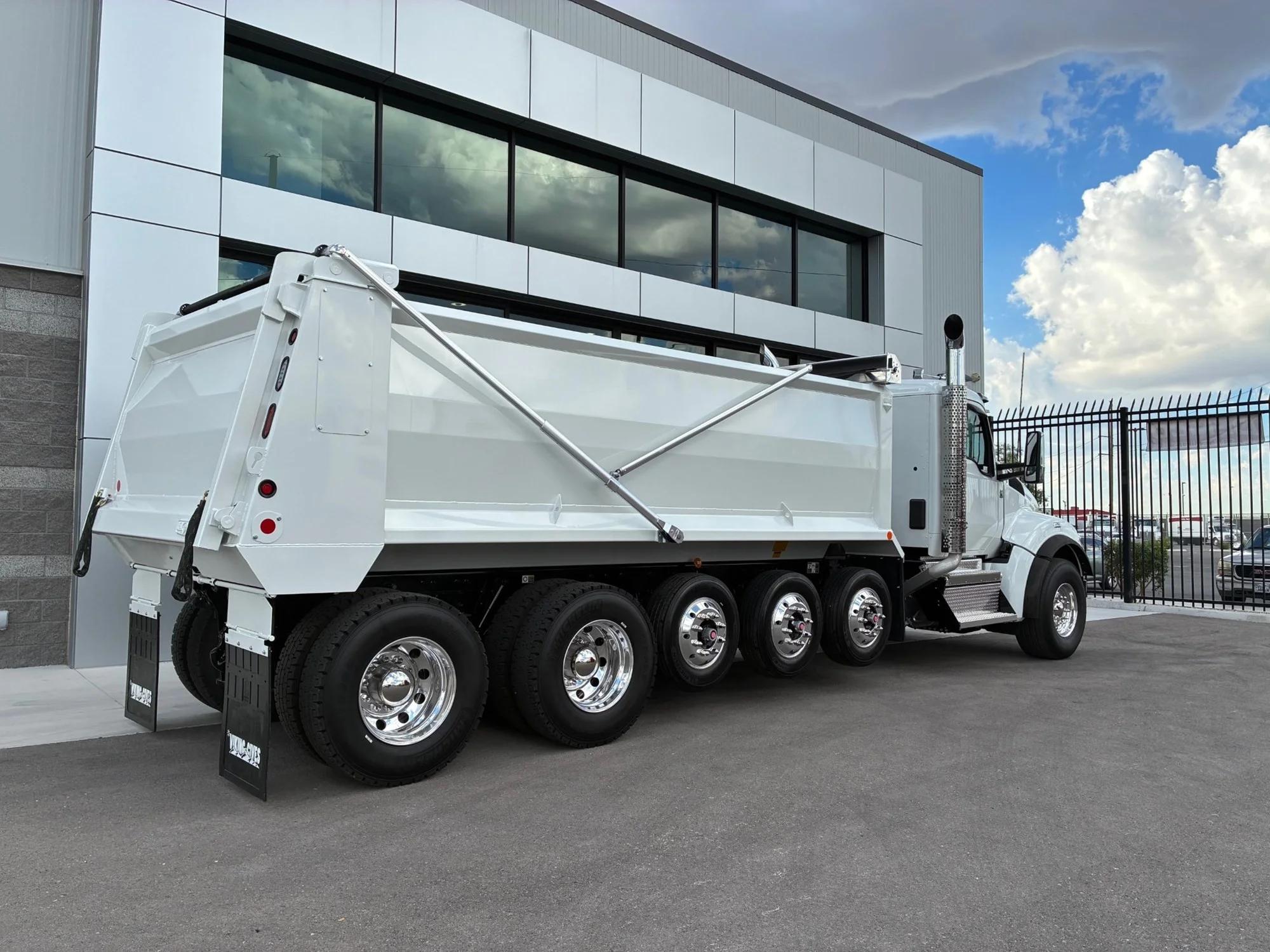 2026 Kenworth T880 in Las Vegas, NV, NV — photo 3