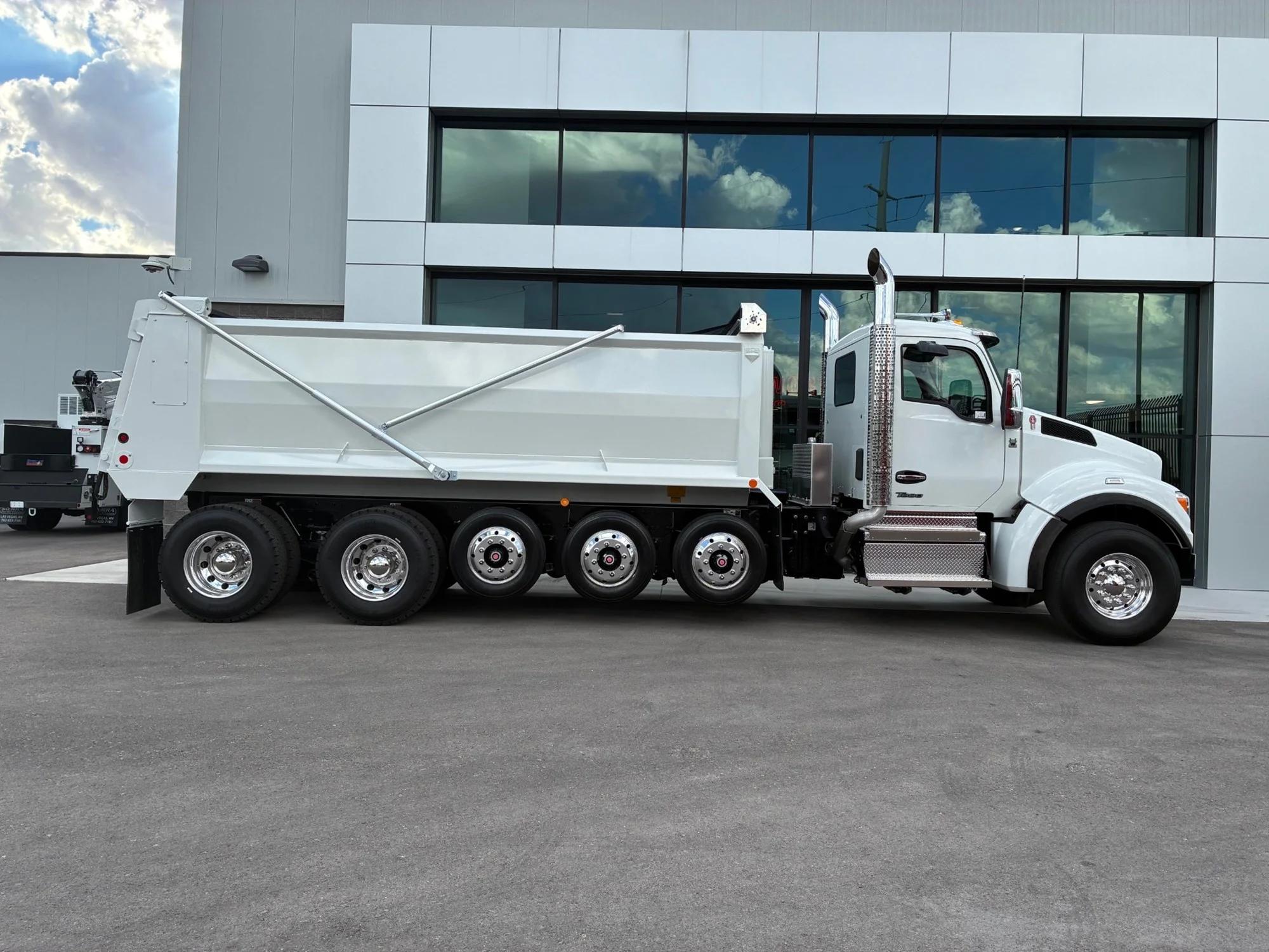 2026 Kenworth T880 in Las Vegas, NV, NV — photo 2