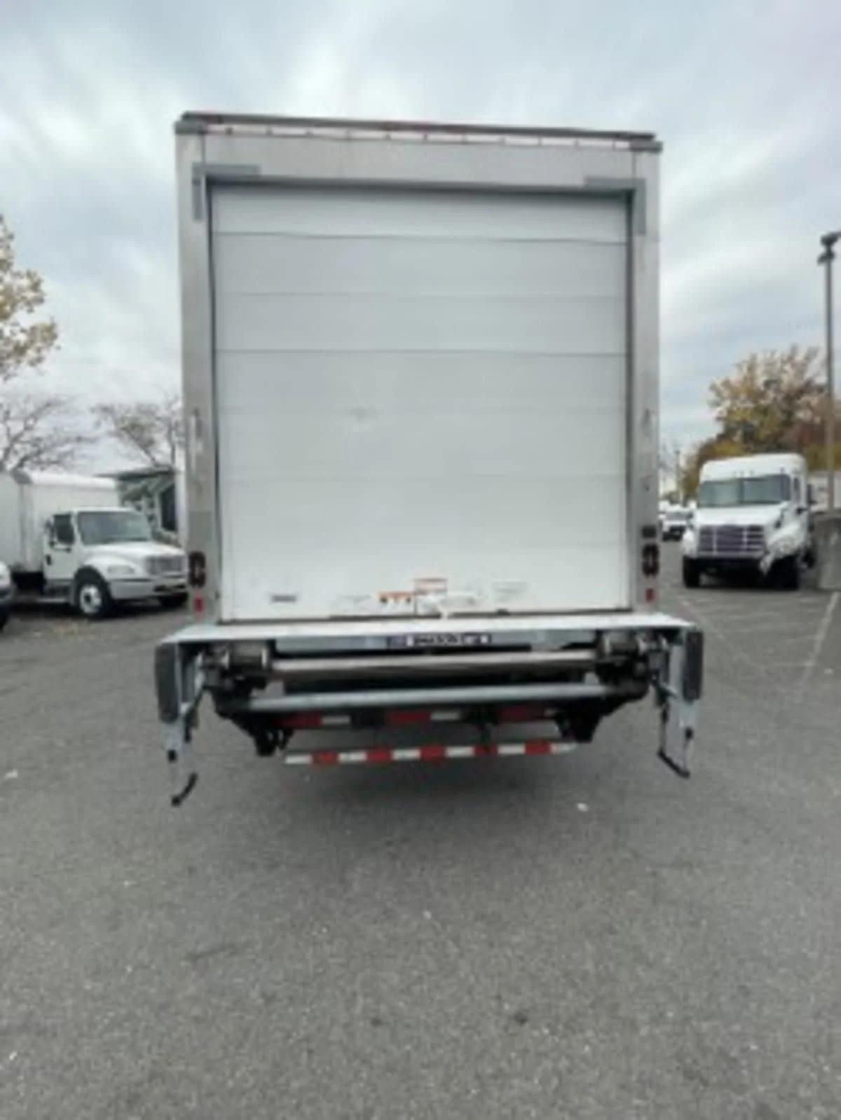 2019 International 4300 in Newark, NJ — photo 5