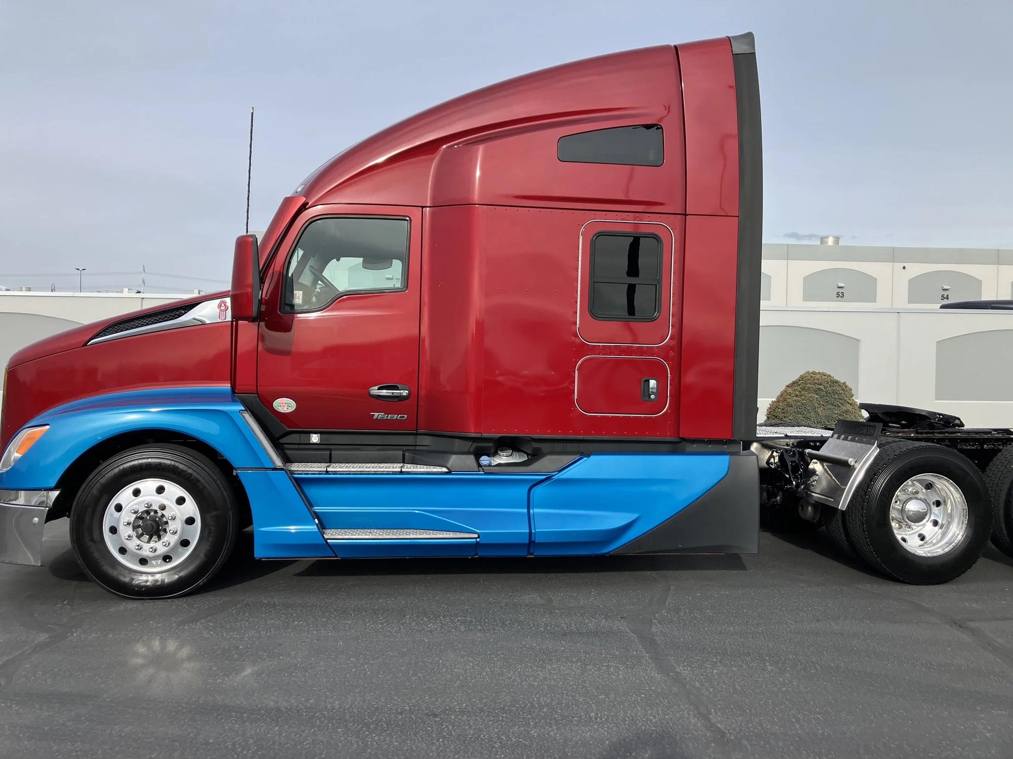 2022 Kenworth T680