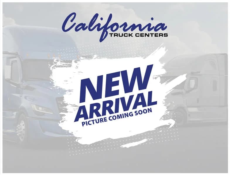 2022 Freightliner Cascadia in Fresno