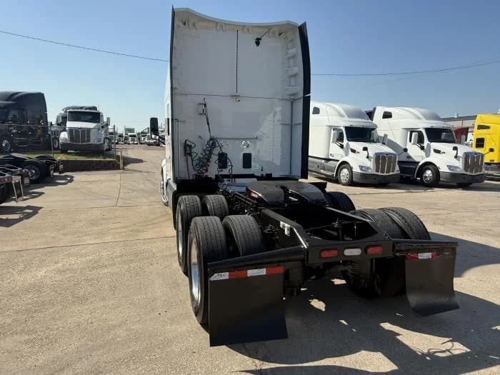 2022 Peterbilt 579 in Dallas, TX — photo 33