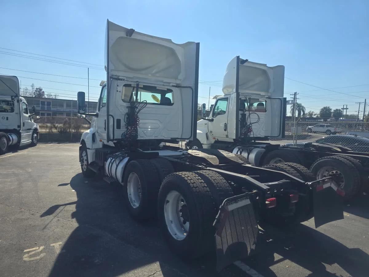 2020 International LT in Tampa, FL — photo 4