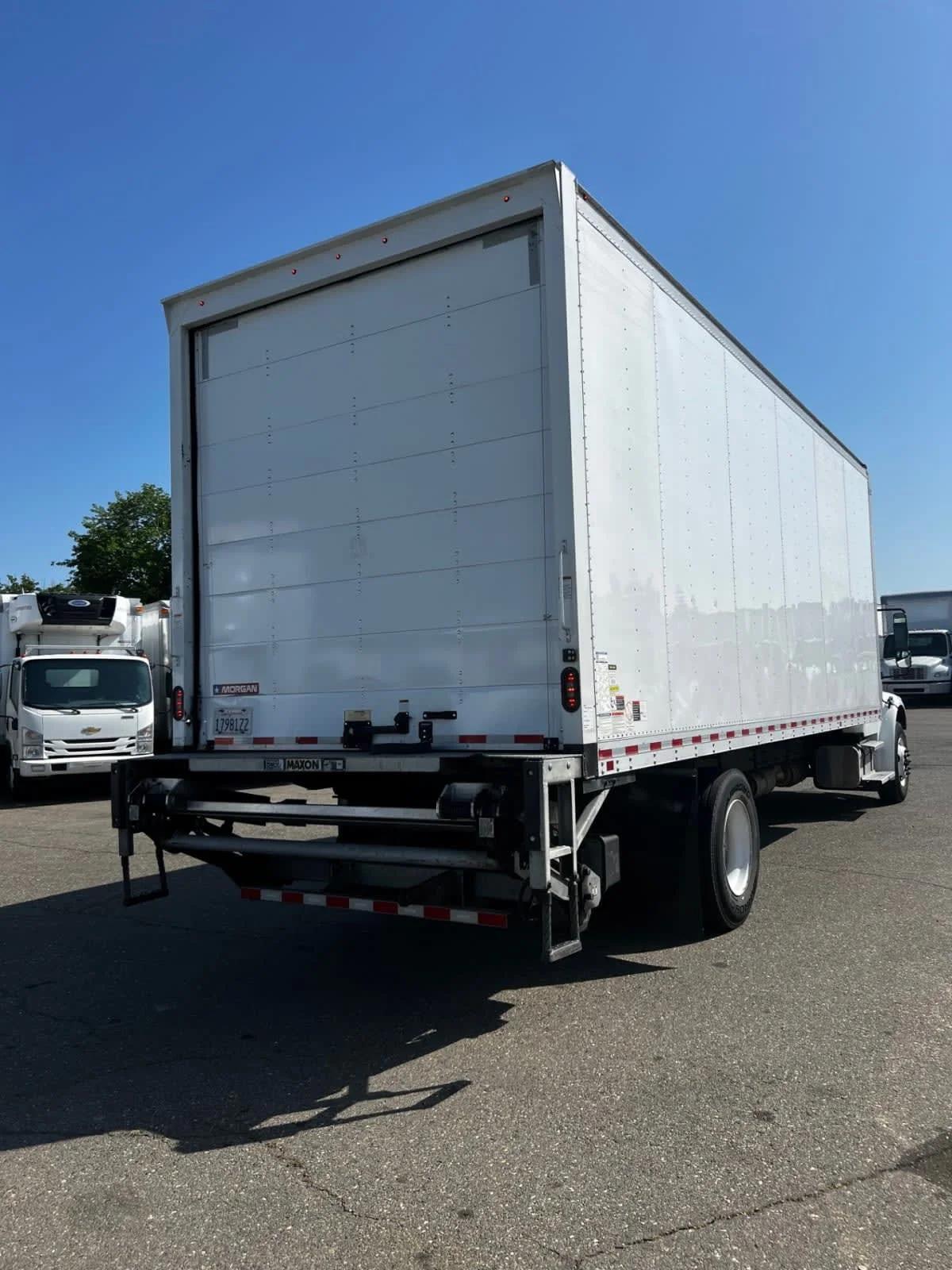 2021 Freightliner M2 106 in Fontana, CA — photo 4