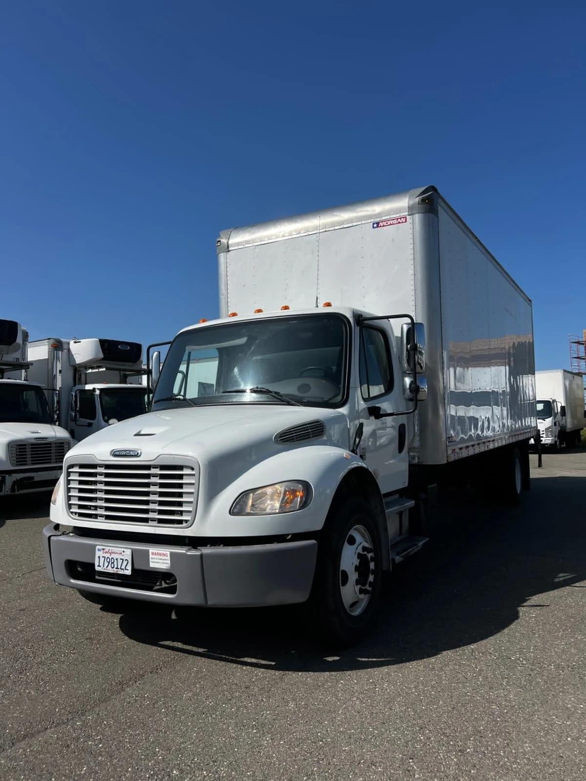 2021 Freightliner M2 106