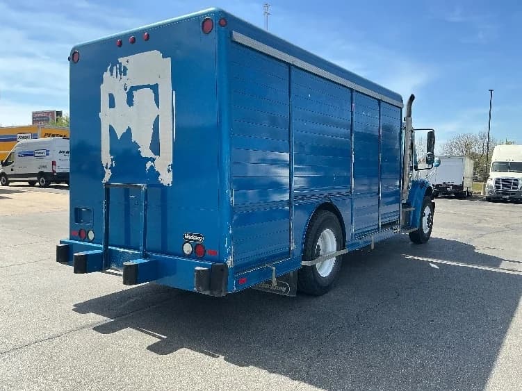 2020 Freightliner M2 106 in Austin, TX — photo 7