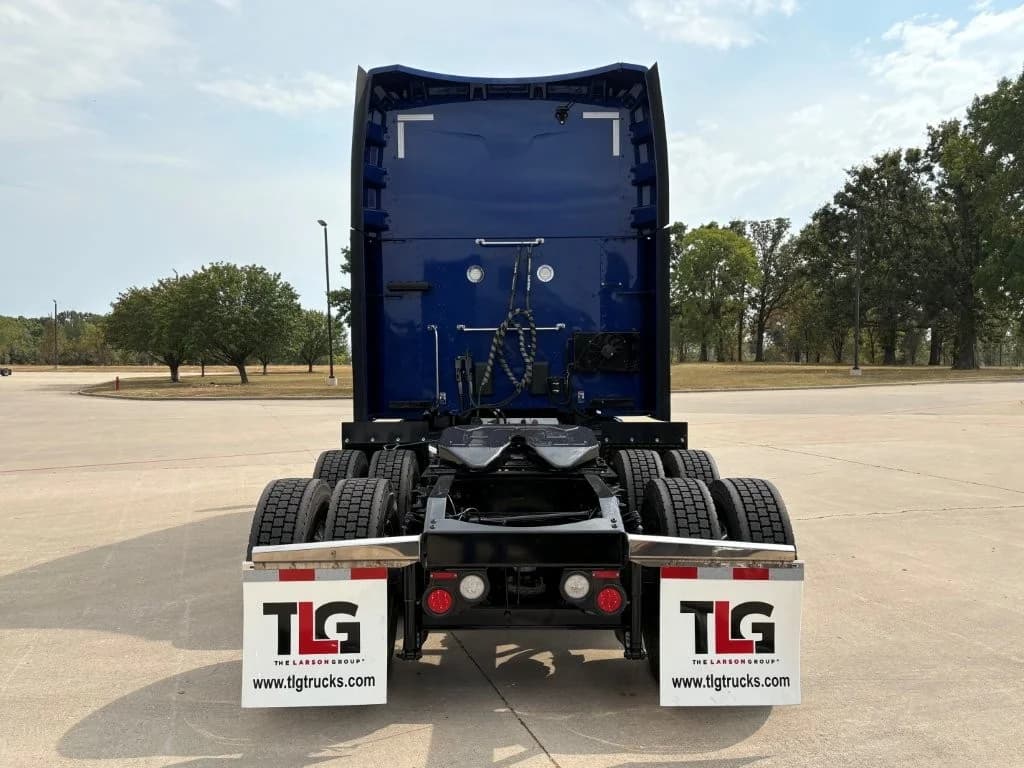 2022 Peterbilt 579 in Tallahassee, FL — photo 4