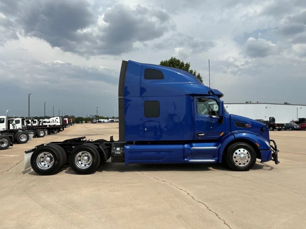 2022 Peterbilt 579 in Tallahassee, FL — photo 6