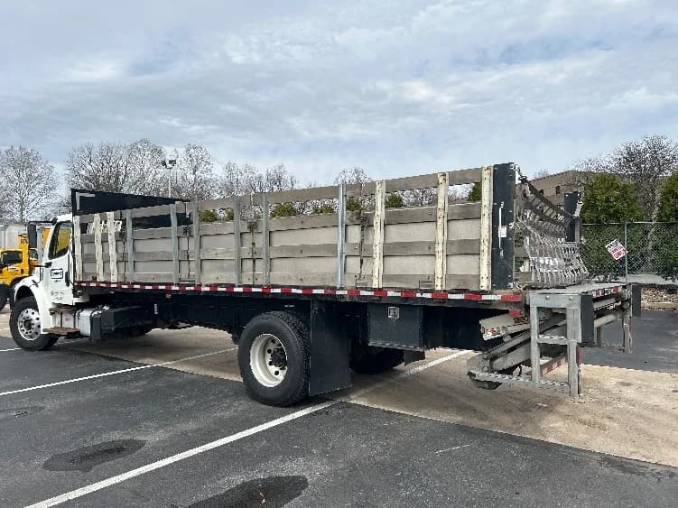 2020 Freightliner M2 106 in Reading, PA — photo 6