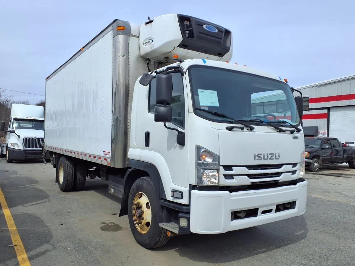 2019 Isuzu FTR in Salisbury, MA — photo 3