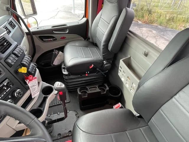 2026 Peterbilt 589 in Lima, OH — photo 12