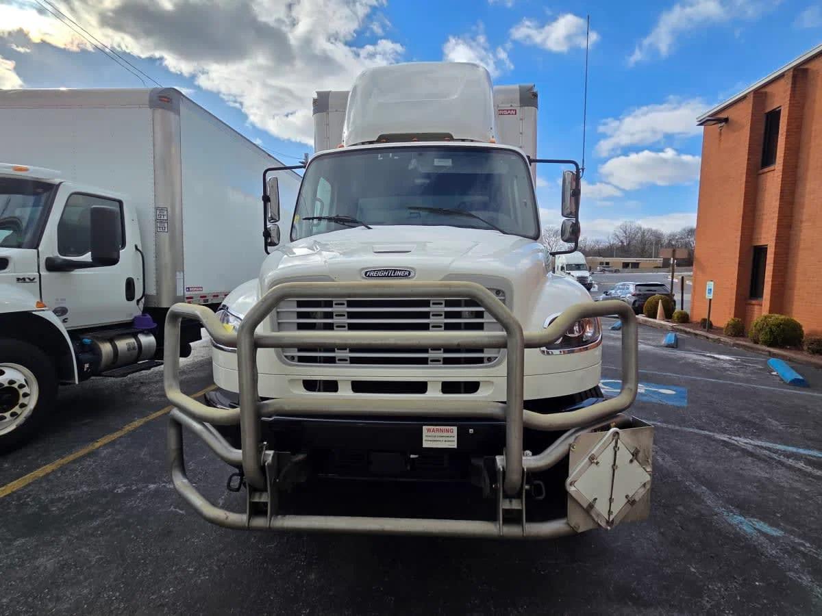 2021 Freightliner M2 106 in Allentown, PA — photo 2