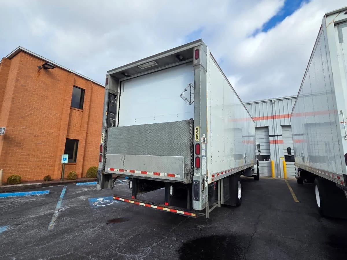 2021 Freightliner M2 106 in Allentown, PA — photo 4