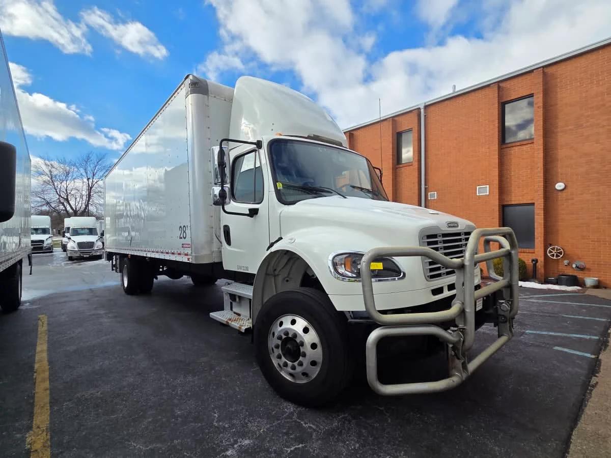 2021 Freightliner M2 106 in Allentown, PA — photo 3