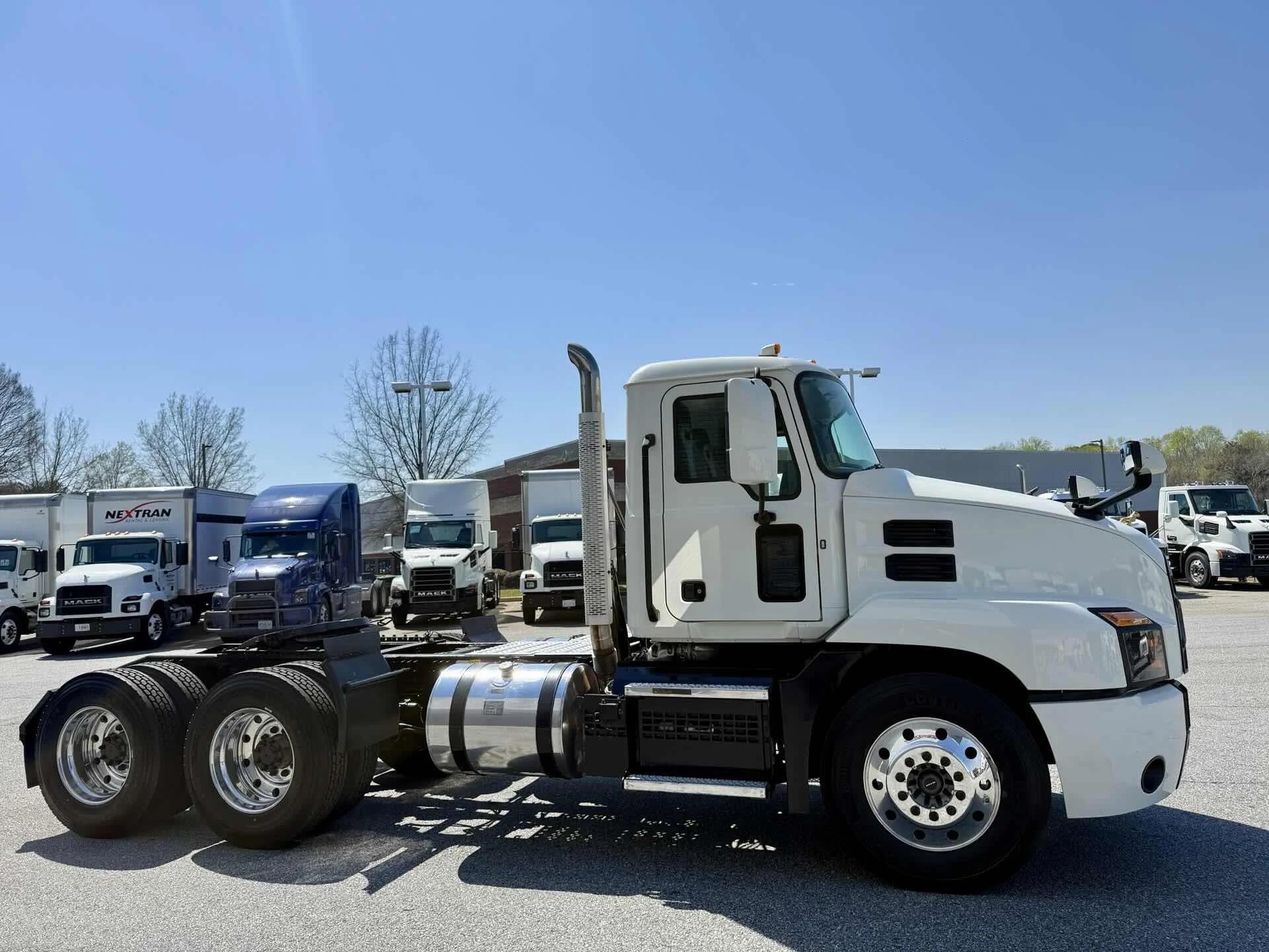 2020 Mack Anthem in Lake City, FL — photo 8