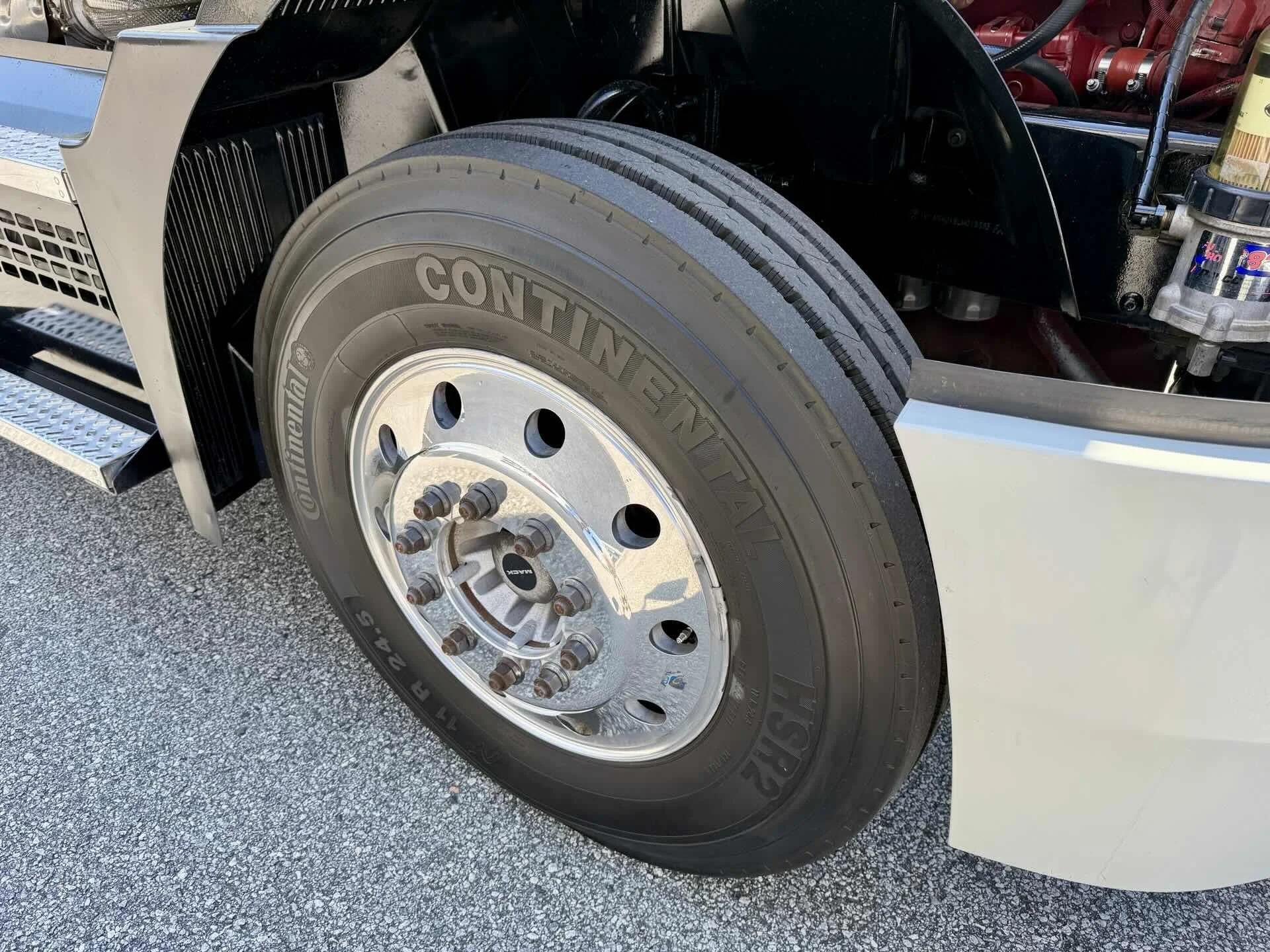 2020 Mack Anthem in Lake City, FL — photo 12