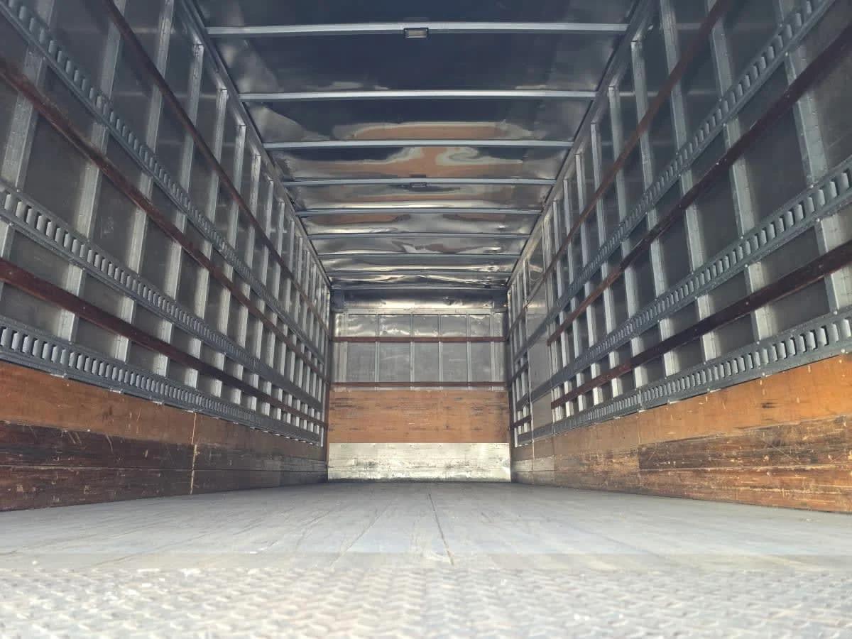 2019 International 4300 in Tampa, FL — photo 8