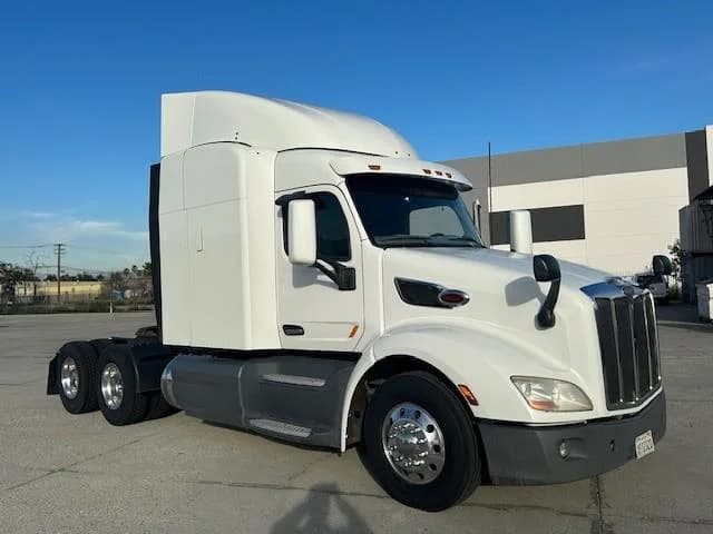 2020 Peterbilt 579 — photo 11