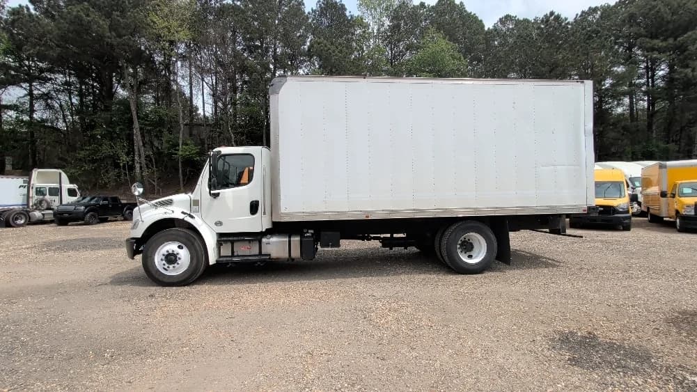 2021 Freightliner M2 106 in Spartanburg, SC — photo 4