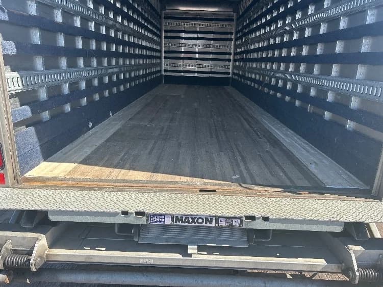 2019 Hino 268 in Londonderry, NH — photo 10