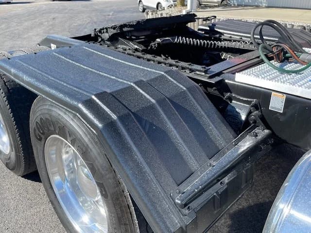 2022 Peterbilt 389 in Lima, OH — photo 9