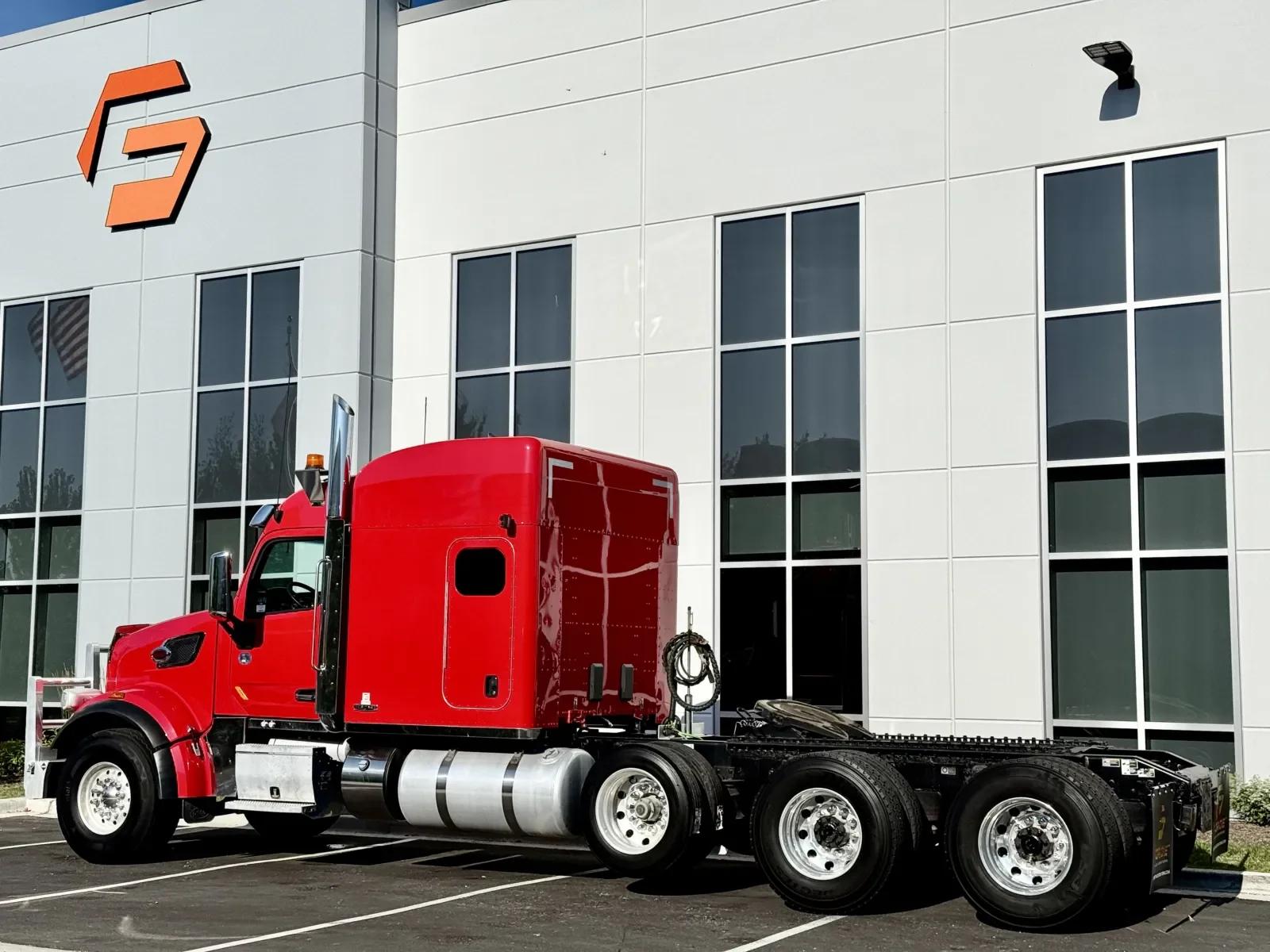 2019 Peterbilt 567 in New Lenox, IL — photo 6