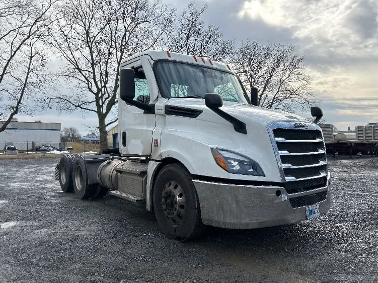 2020 Freightliner Cascadia
