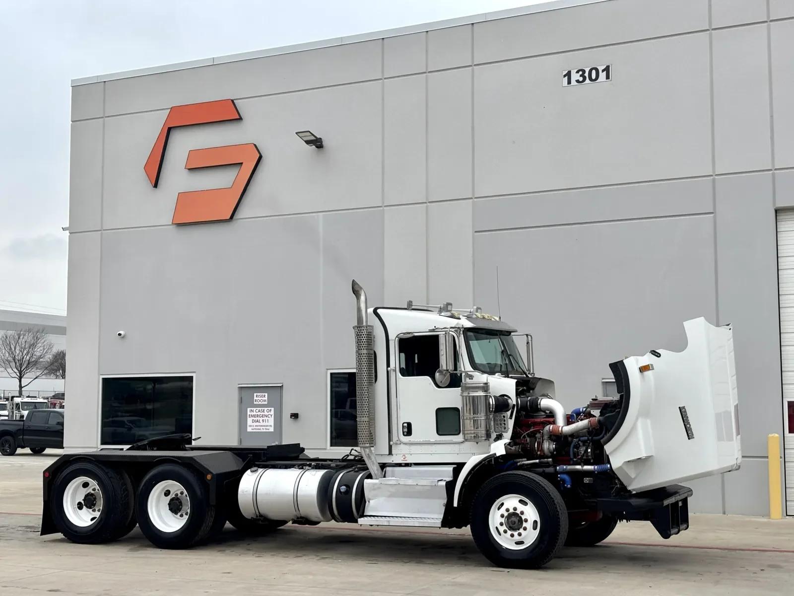2013 Kenworth T800 in Hutchins, TX — photo 9