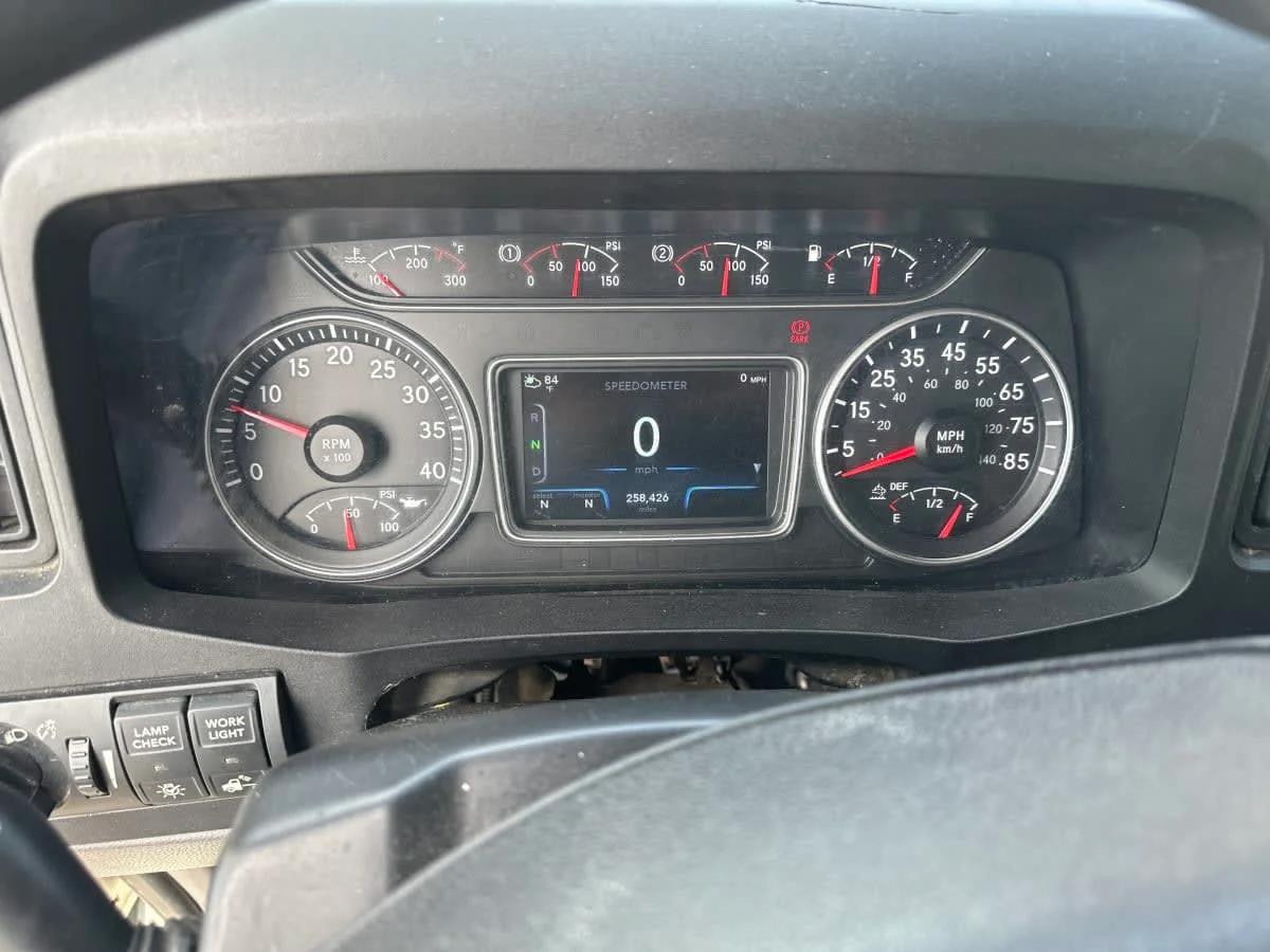 2020 International MV in Bensalem, PA — photo 10